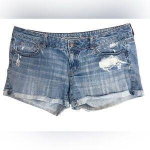 American Eagle Distressed Shorts Size 14